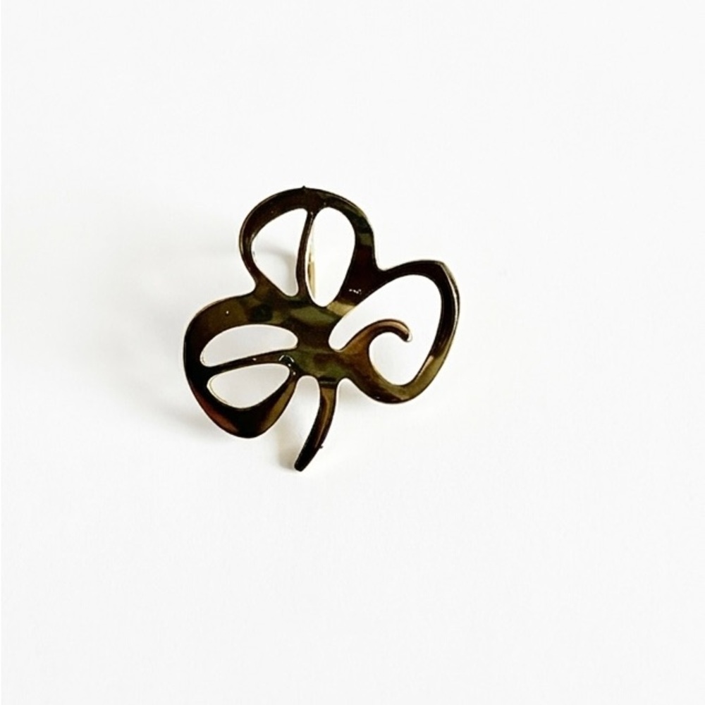 NWOT Silver Plated Shamrock Clover Pin ☘️